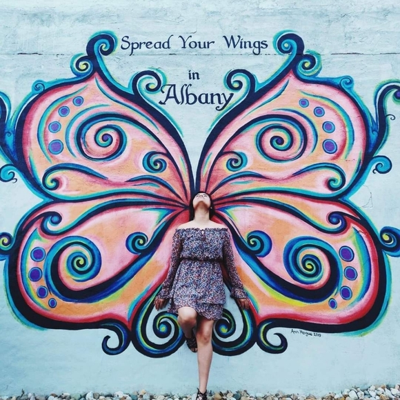 Meet your Posher, Alscessa - Picture 3 of 5